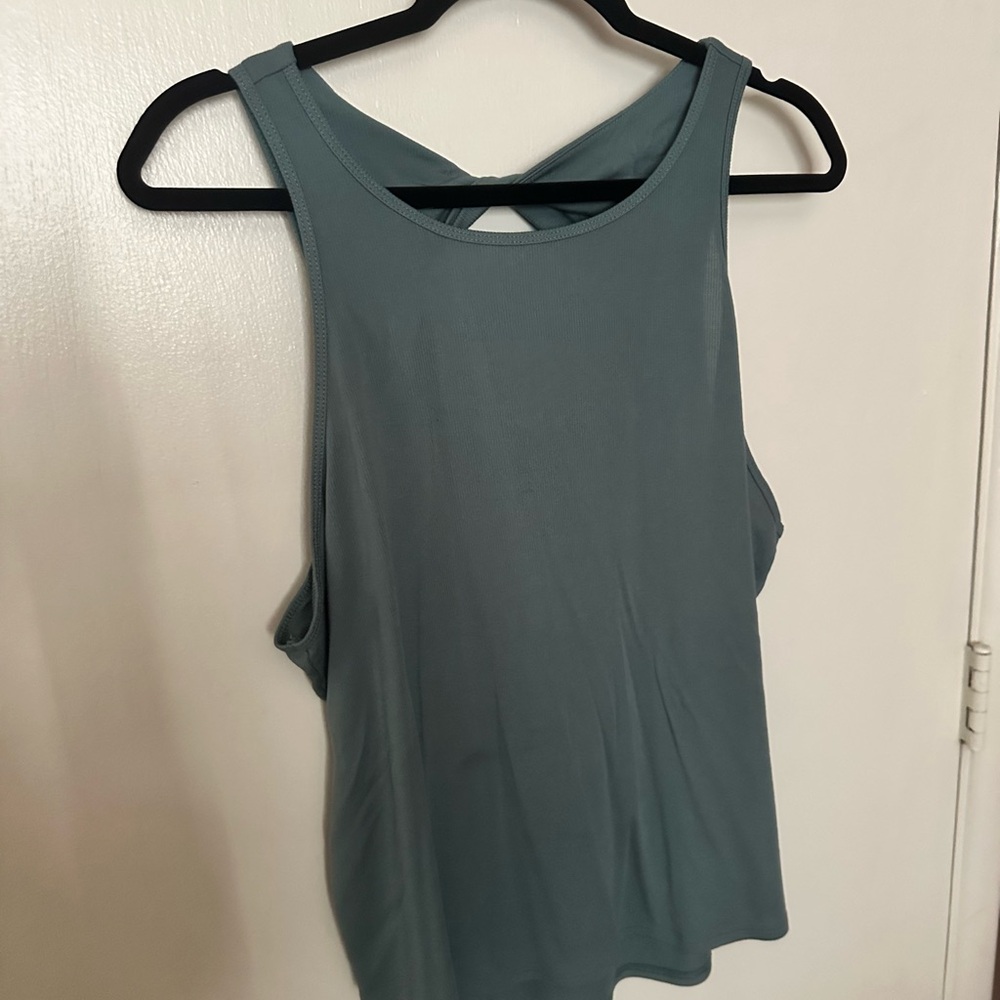 Women's Sleeveless Teal Top